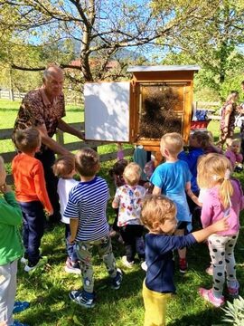 Na obisku pri čebelicah (8)